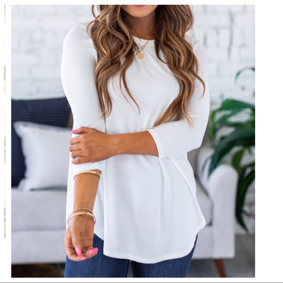 FAVORITE NOT SO BASIC ROUND HEM TUNIC TOP - Picture 4 of 4